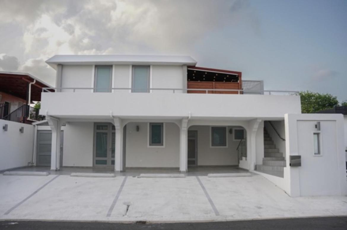North Breeze Guest House 1 Levittown Eksteriør bilde